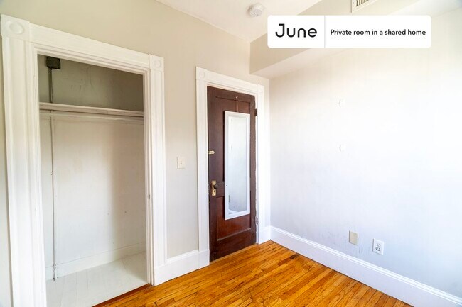 Foto del edificio - Room in Shared 4 bed/2 bath home