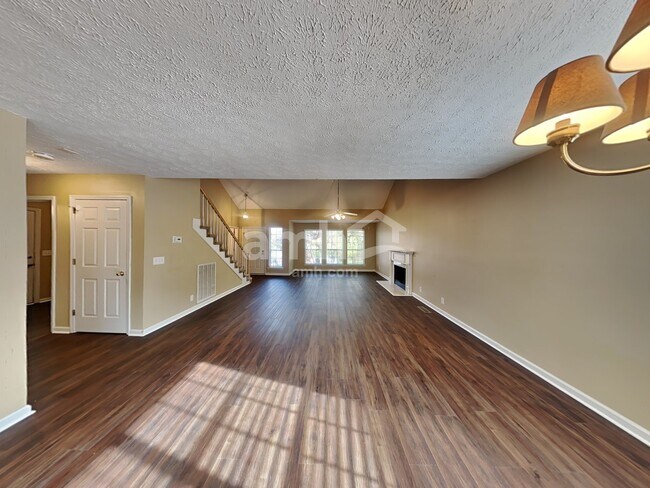 Building Photo - 196 Breakwater Dr