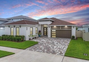 Building Photo - 8809 Drummer Plank Dr