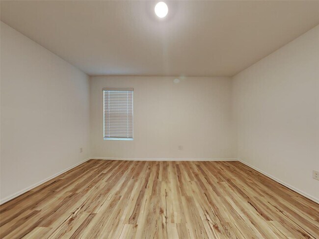 Building Photo - 22292 Stoney Ravine Dr