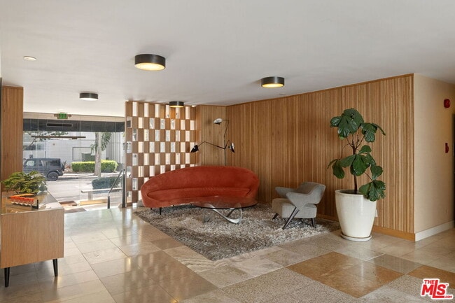 Foto del edificio - 1025 Kings Rd