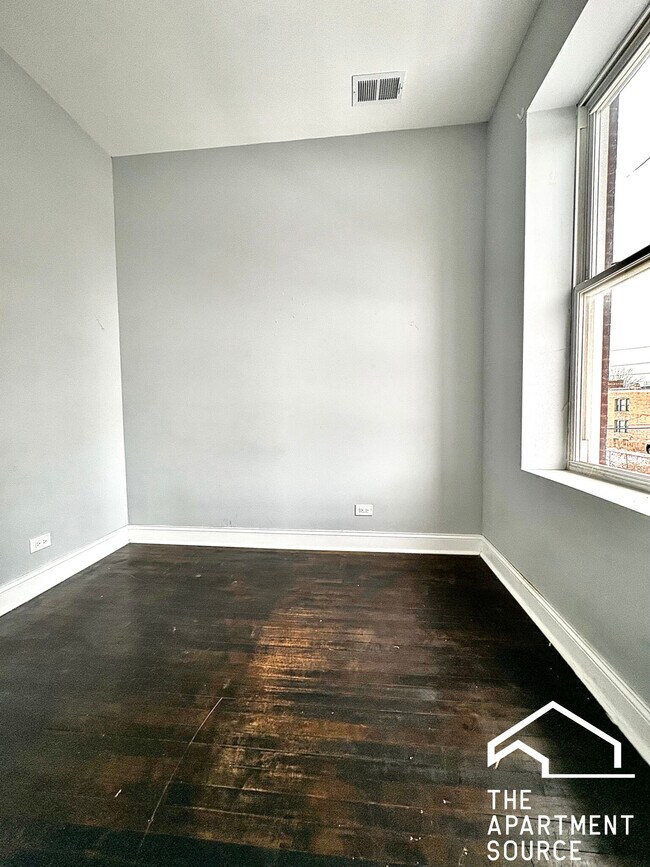 Foto del edificio - 3858 W Grenshaw St