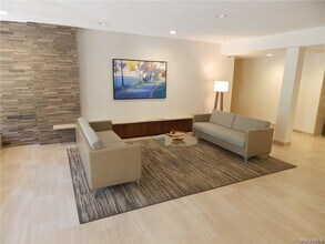 Building Photo - 414 Benedict Ave