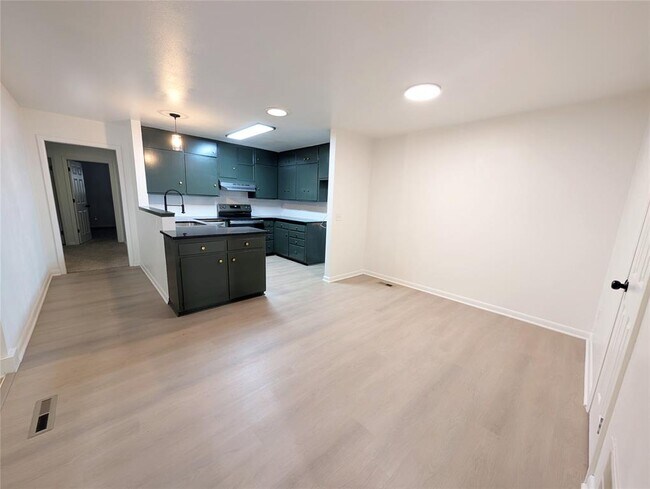 Foto del edificio - 4407 N Central Rd