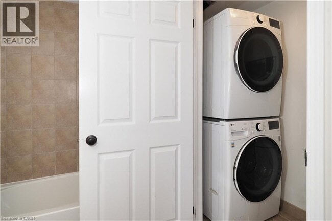 Building Photo - 1460 Highland Rd W