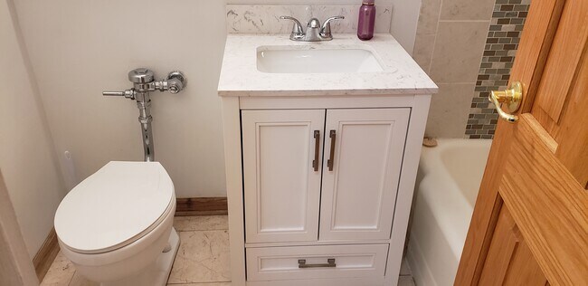 Building Photo - 535 N Michigan Ave