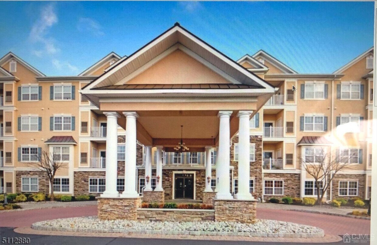 540 Cranbury Rd Unit 119, East Brunswick, NJ 08816 Condo for Rent in