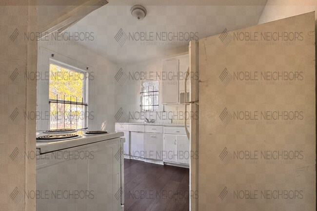 Foto del edificio - 3728 Silver St
