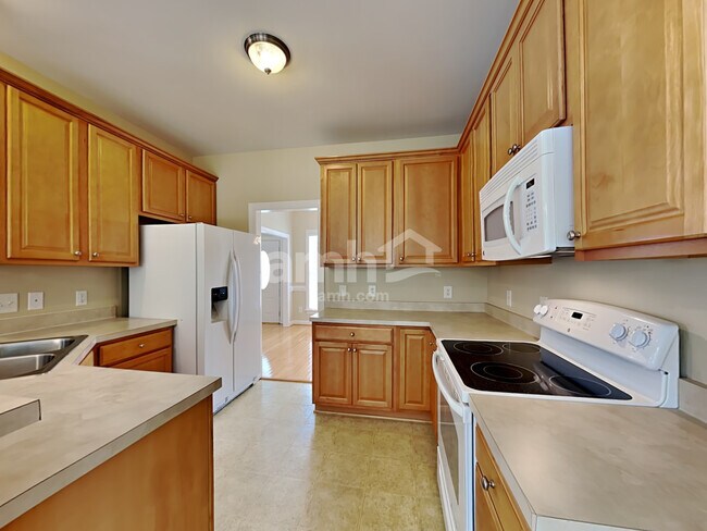 Foto del edificio - 56 Locket Dr