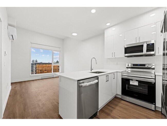 Photo du bâtiment - 15739 Fraser Hwy