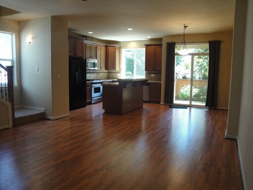 Building Photo - 14292 Russ Wilcox Way