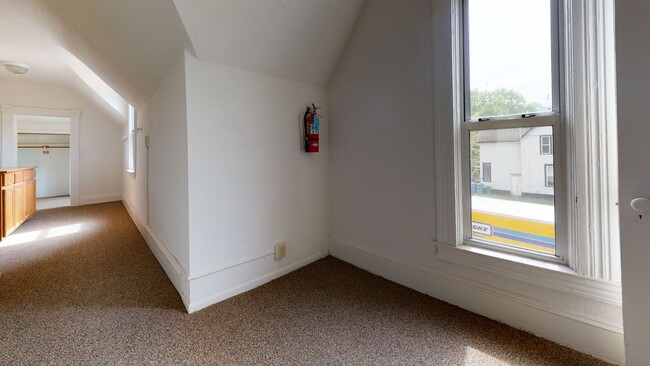 Foto del edificio - 800 13th Ave SE