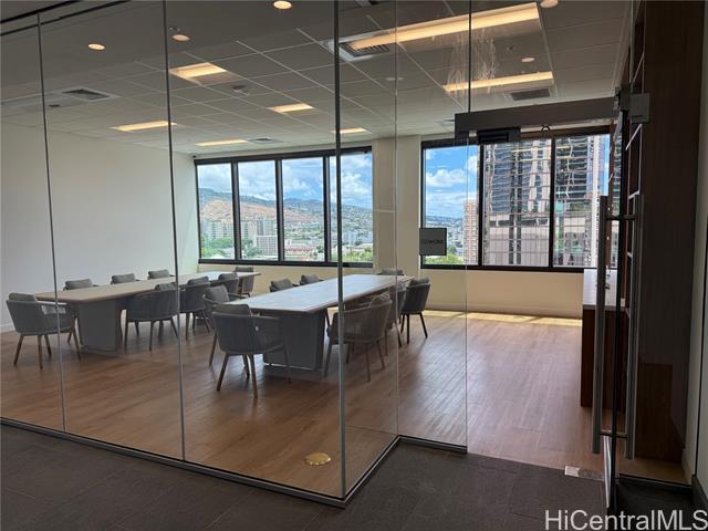 Foto del edificio - 1515 Liona St