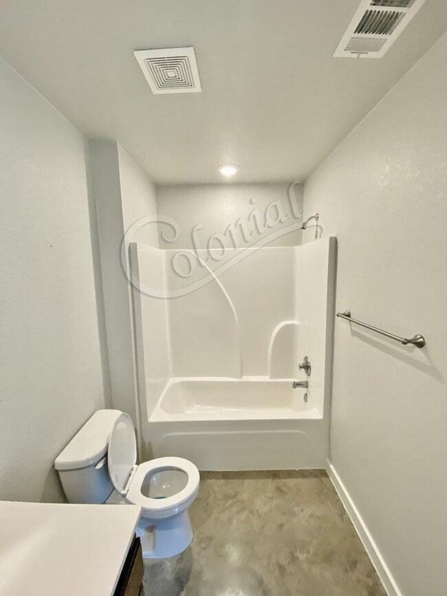 Building Photo - 1418 Shoshoni Trail