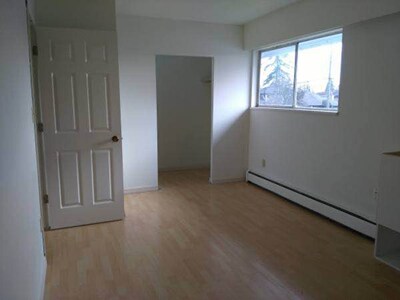 Photo du bâtiment - 16277 108 Av