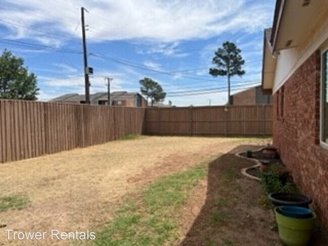 Building Photo - 3 br, 2 bath House - 4400 Gulf Ave