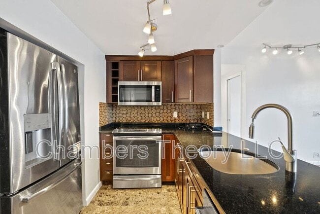 Photo - 1530 Key Blvd Apartment