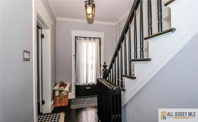 Foto del edificio - 192 S Main St