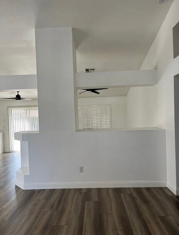 Foto del edificio - 5444 W Sunnyside Ct