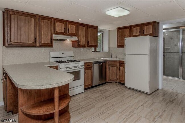 Building Photo - 54 Boonstra Dr