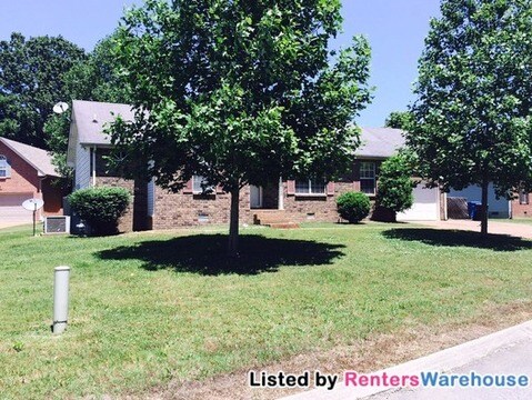 Building Photo - 648 Kingsway Dr