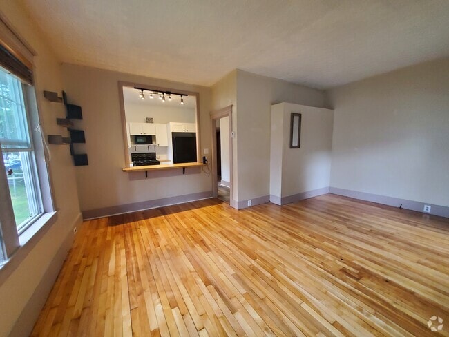 Building Photo - 101 Gamage Ave