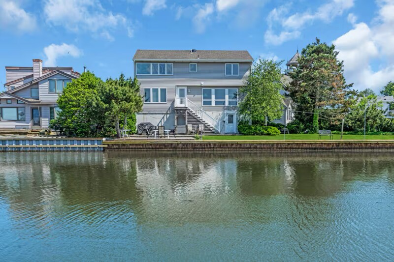 Foto principal - 127 Trenton Ave