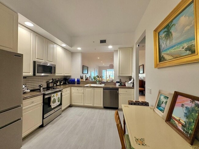 Foto del edificio - 28 Harbour Isle Dr W
