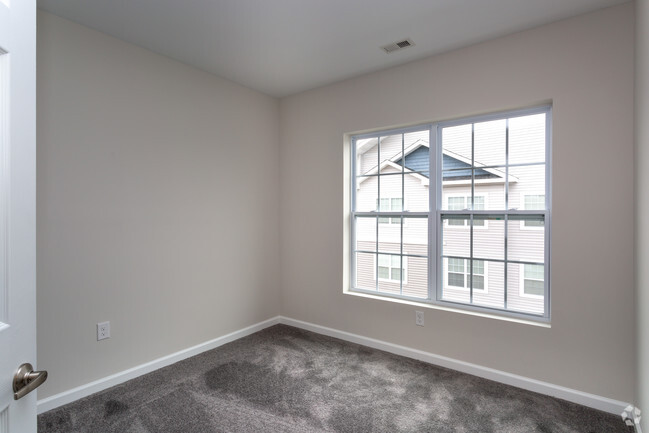 Bedroom - The Residences at River Place