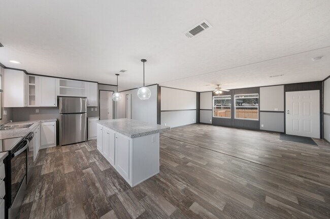 Foto del edificio - 1330 FM1101