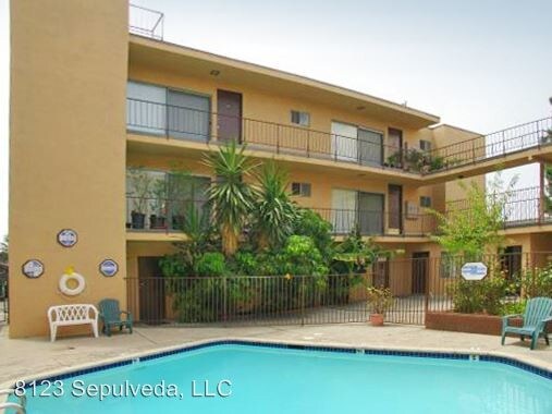 Foto principal - 8123 Sepulveda Blvd
