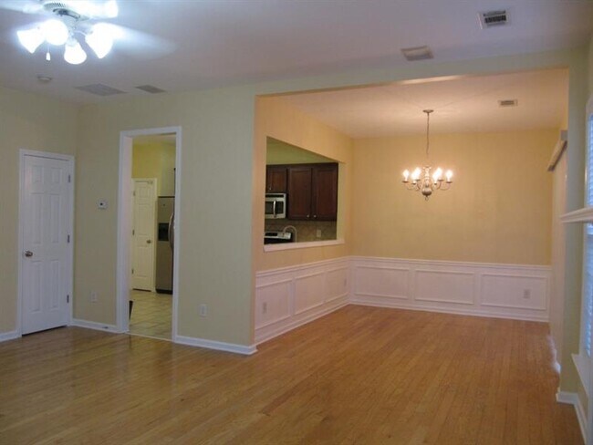 Building Photo - 13354 Marrywood Dr