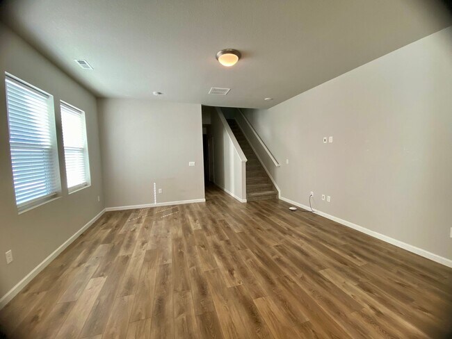 Foto del edificio - Newly Built 3 Bedroom, Powers and Research...