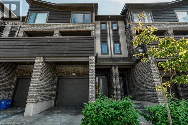 Building Photo - 2070 Meadowgate Blvd
