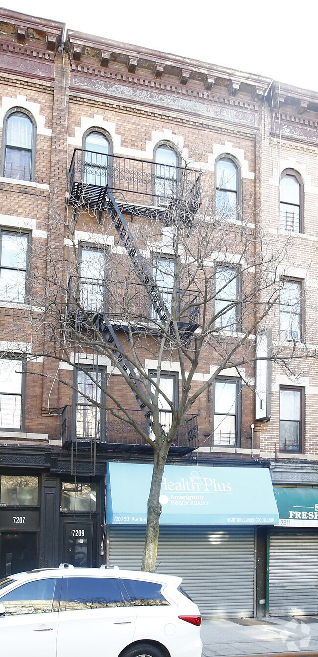 Building Photo - 7209 5th Ave