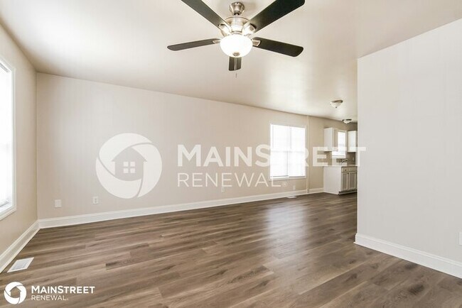 Foto del edificio - 1517 Pleasant Garden Ln