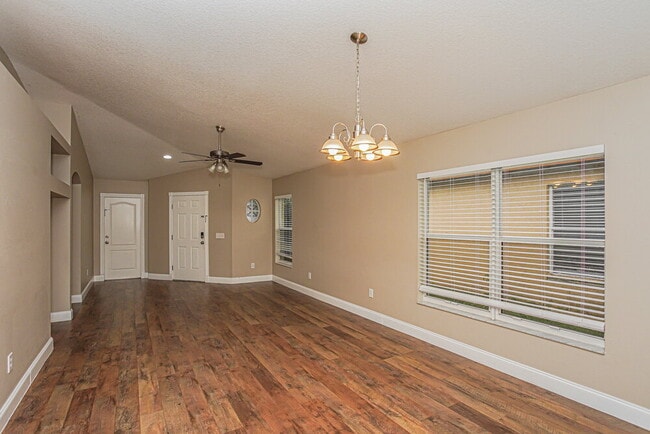 Building Photo - 10610 Navigation Dr