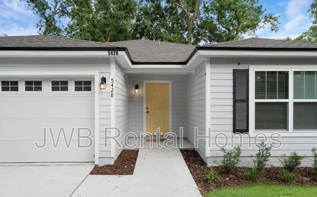 Building Photo - 5428 Chenango Blvd