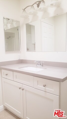 Foto del edificio - 3075 Foothill Blvd