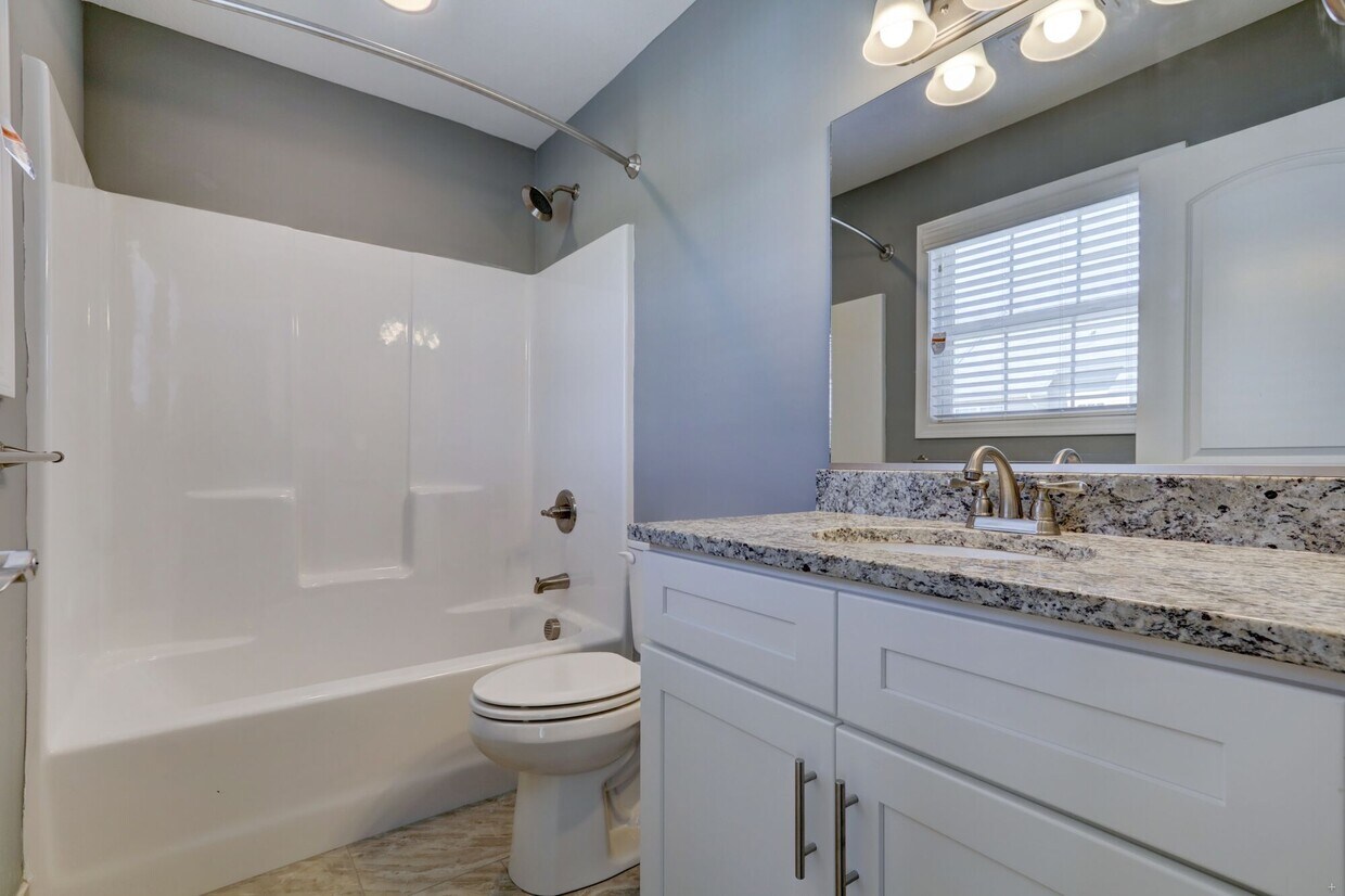 Building Photo - 3025 Sunny Creek Way