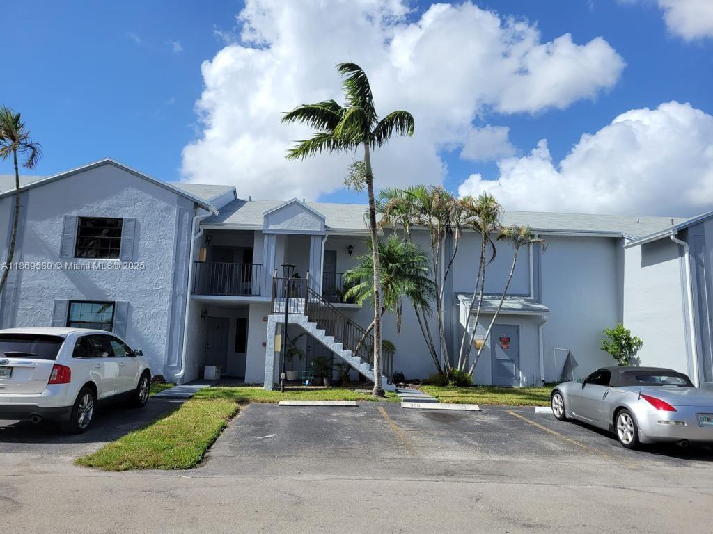 Foto principal - 960 N Franklin Ave