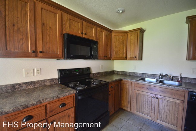 Foto del edificio - 208 Village Ct