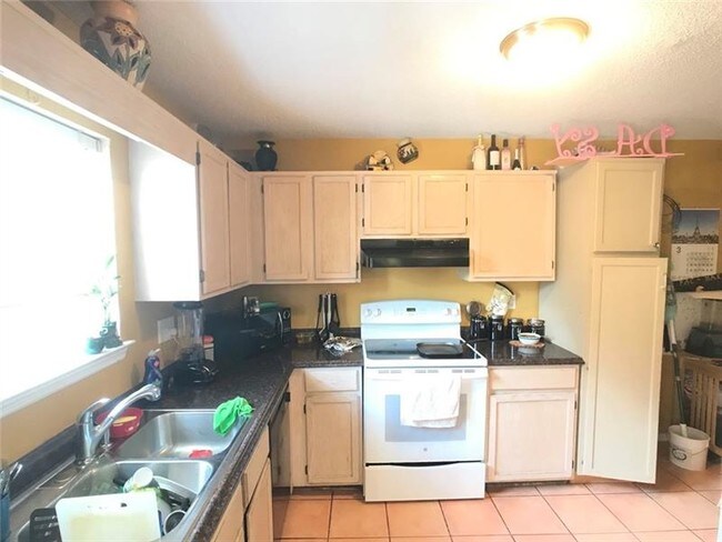 Foto del edificio - 1056 Wedgewood Ln