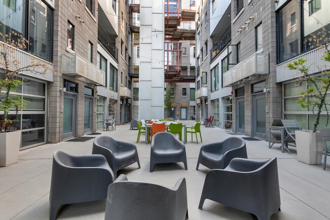 Common Area - 360 W Broadway