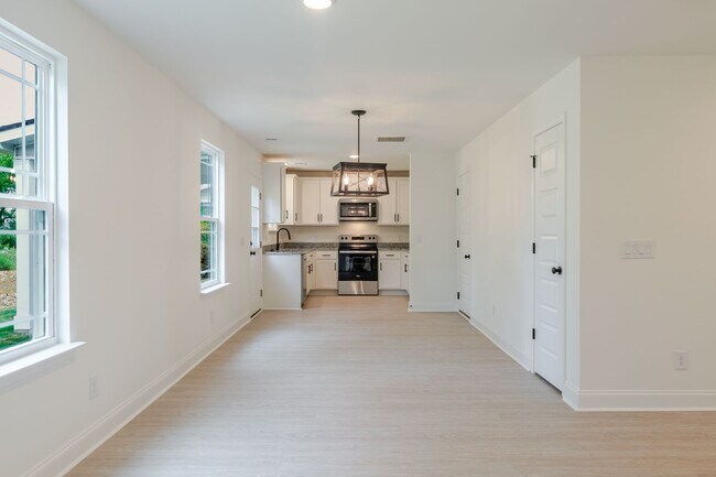 Foto del edificio - New Construction Home for Rent