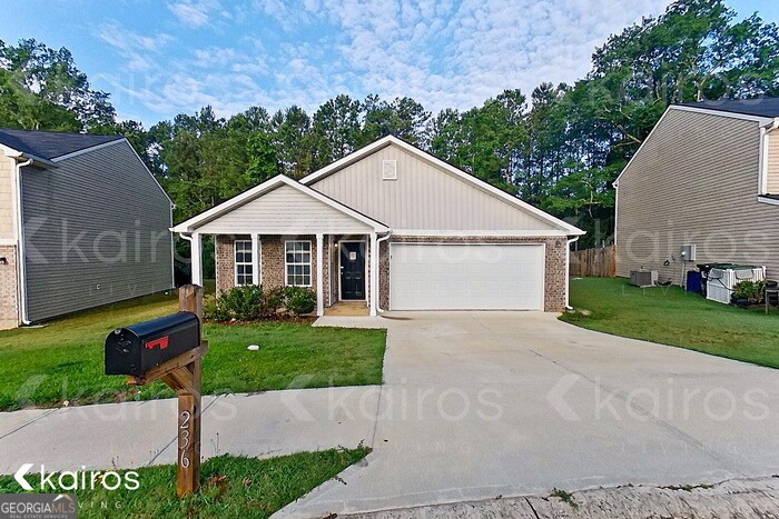 Foto principal - 236 Fox Chase Wy