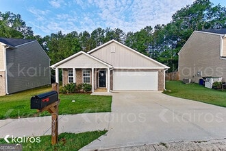 Building Photo - 236 Fox Chase Wy