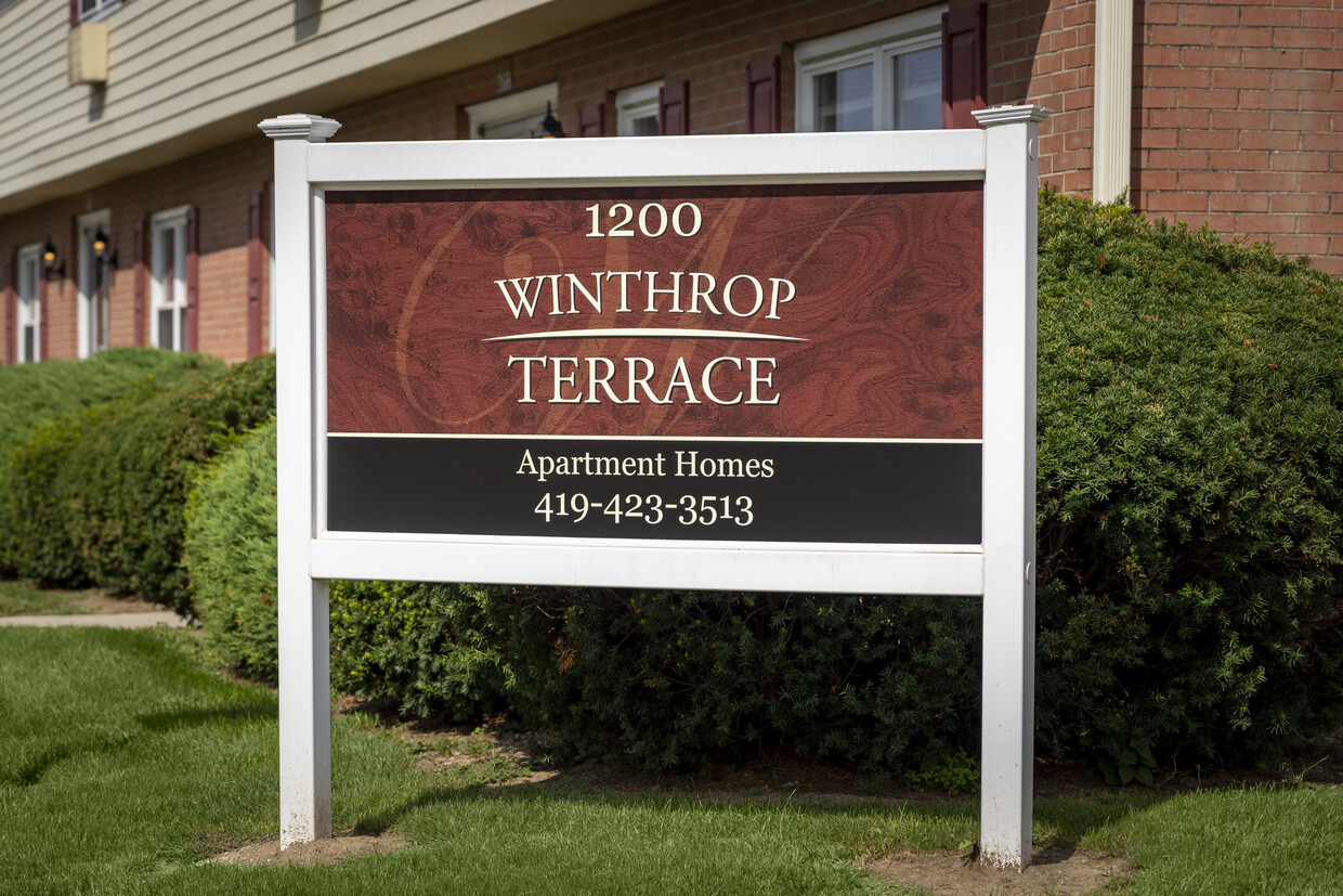 Primary Photo - Winthrop Terrace - Findlay