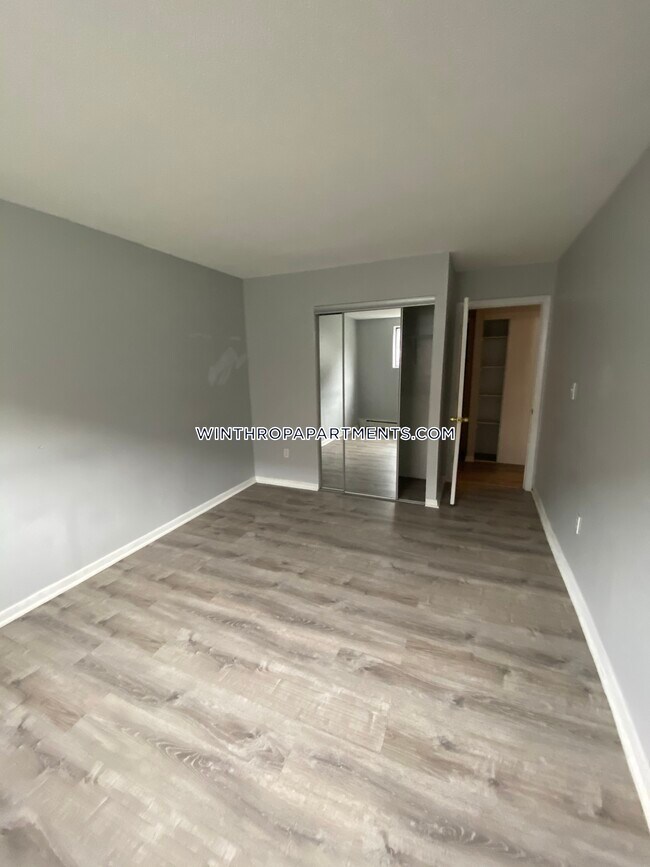 Building Photo - 800 Governors Dr