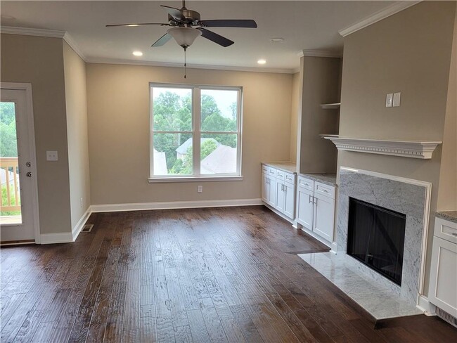 Foto del edificio - 4890 Wil Ray Ln